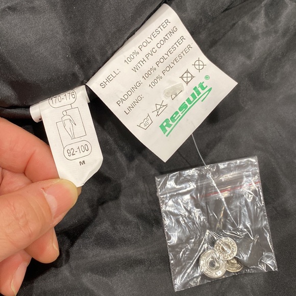 NWOT Result Padded Bodywarmer - Picture 11 of 11